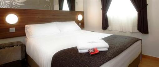 фото отеля Tune Hotels .com Waterfront Kuching
