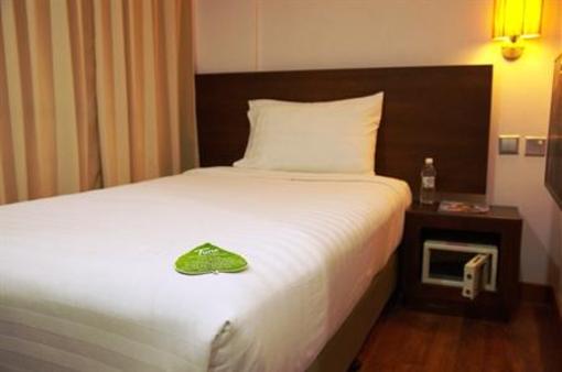 фото отеля Tune Hotels .com Waterfront Kuching