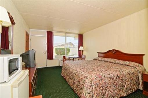 фото отеля Americas Best Value Inn Knoxville Airport Alcoa