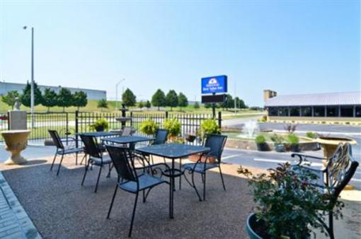 фото отеля Americas Best Value Inn Knoxville Airport Alcoa