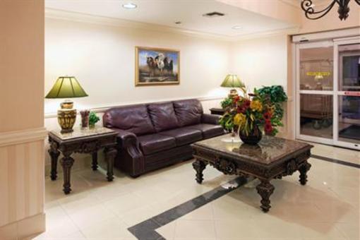 фото отеля Holiday Inn Express Hotel & Suites Camden (South Carolina)