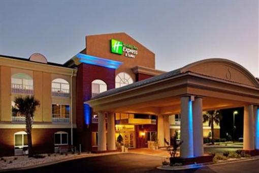 фото отеля Holiday Inn Express Hotel & Suites Camden (South Carolina)