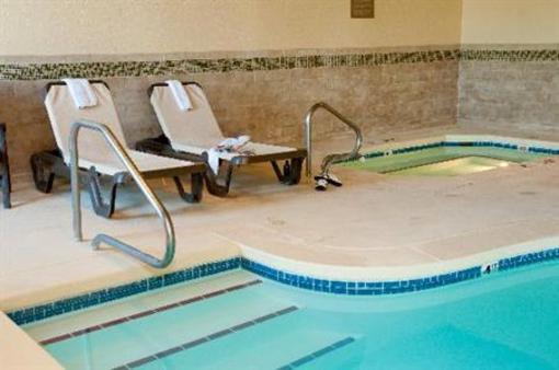 фото отеля Country Inn & Suites Greenfield
