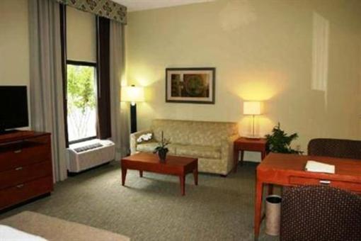 фото отеля Hampton Inn & Suites Birmingham-East I-20