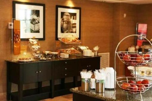 фото отеля Hampton Inn & Suites Birmingham-East I-20