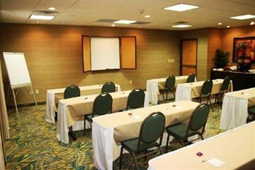 фото отеля Hampton Inn & Suites Birmingham-East I-20