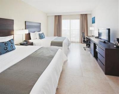 фото отеля La Quinta Inn & Suites Cancun
