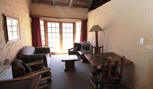 фото отеля Bains Game Lodge