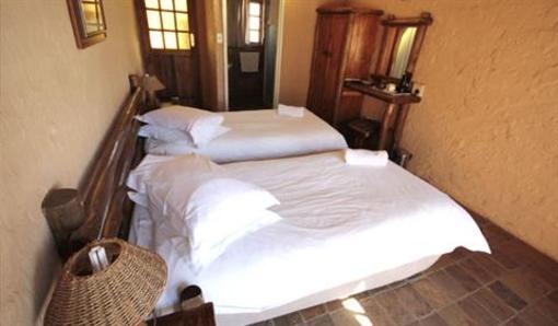 фото отеля Bains Game Lodge