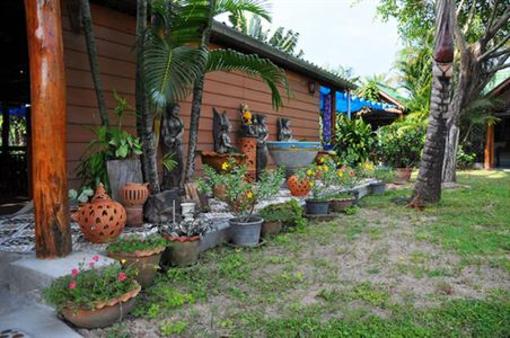 фото отеля Home Paradise Resort Tak