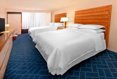 фото отеля Sheraton Lake Buena Vista Resort
