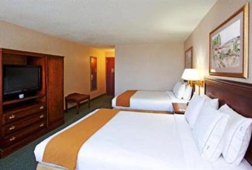 фото отеля Holiday Inn Express Hotel & Suites West Mifflin