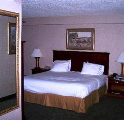 фото отеля Holiday Inn Express Hotel & Suites West Mifflin