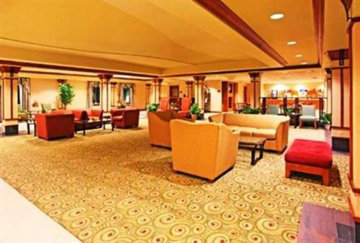 фото отеля Holiday Inn Express Hotel & Suites West Mifflin