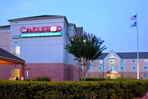 фото отеля Candlewood Suites Houston Westchase