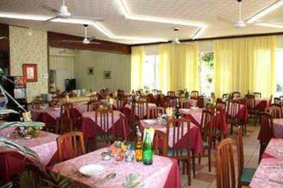 фото отеля Hotel Byron Cesenatico