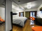 фото отеля Le Petit Hotel Montreal