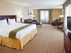 фото отеля Holiday Inn Express Hotel & Suites Fresno (River Park) Hwy 41