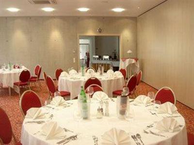 фото отеля Post Hotel Wuerzburg