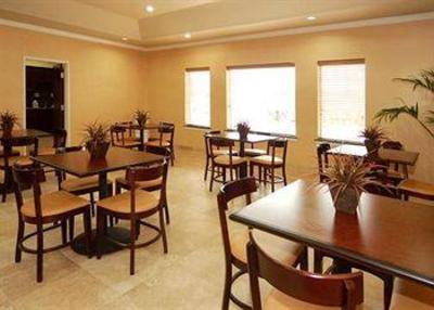 фото отеля Comfort Suites Airport Greenspoint Houston
