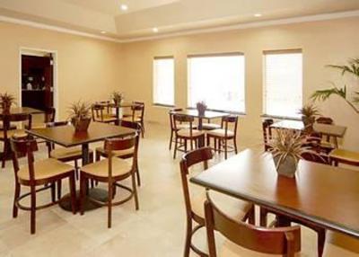 фото отеля Comfort Suites Airport Greenspoint Houston