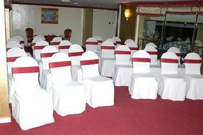 фото отеля Al Maha Regency Hotel Suites, Sharjah