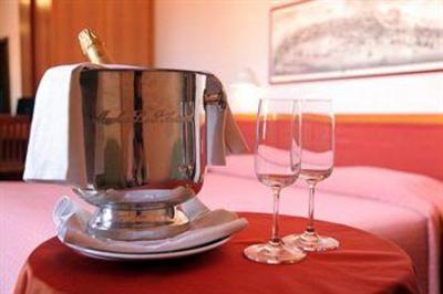 фото отеля Astor Hotel Genoa