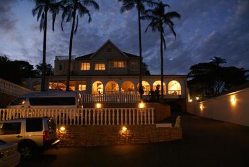фото отеля Albion Manor