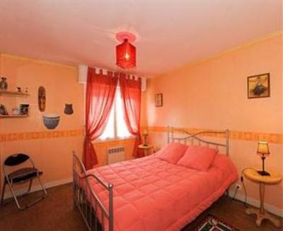 фото отеля Maison et Table d'Hotes Joliot Curie