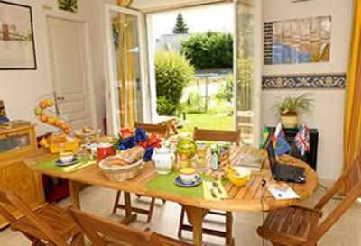 фото отеля Maison et Table d'Hotes Joliot Curie