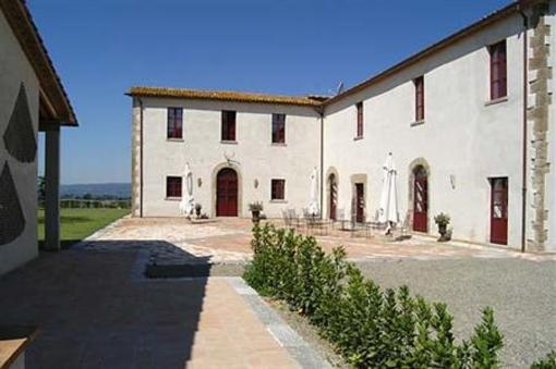 фото отеля Fattoria Di Rentica Bolsena