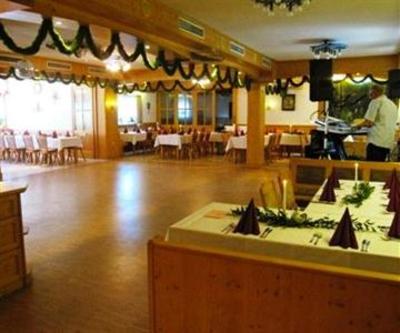 фото отеля Land-Gut-Hotel Gasthof Waldschanke