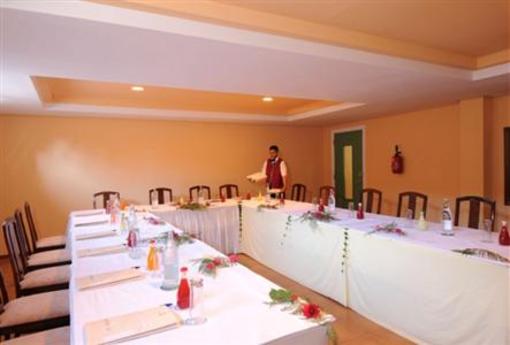 фото отеля Nour El Ain Hotel Ain Draham