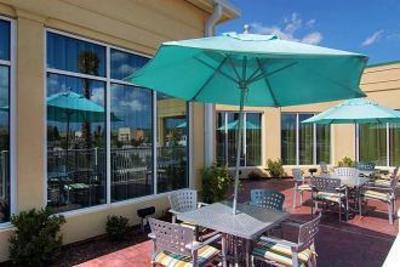 фото отеля Hilton Garden Inn Houston/Pearland