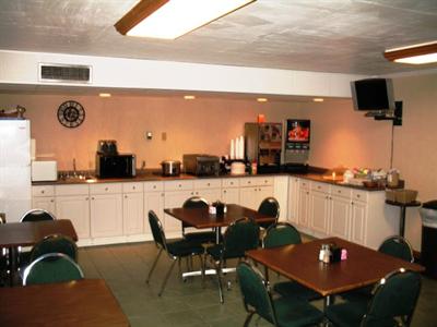 фото отеля Regency Inn and Suites West Plains
