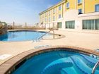фото отеля Holiday Inn Express Hotel & Suites Falfurrias