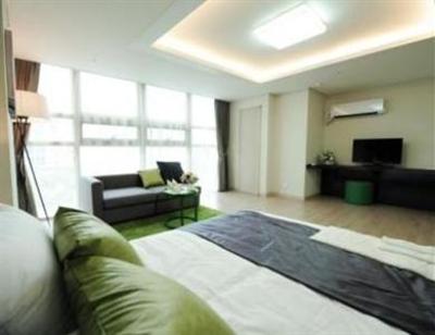 фото отеля The River Serviced Residence