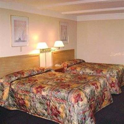 фото отеля Legacy Inn and Suites Wadsworth (Ohio)