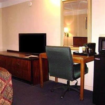 фото отеля Legacy Inn and Suites Wadsworth (Ohio)