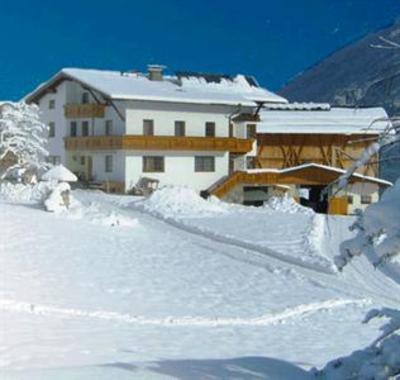 фото отеля Erlebnis Kinder Bauernhof - Tobadillerhof Pitztal Wenns