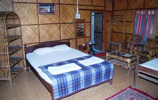 фото отеля Palm Grove Eco Resort