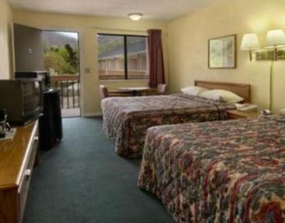 фото отеля Days Inn Canton (North Carolina)