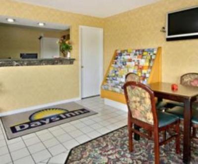 фото отеля Days Inn Canton (North Carolina)