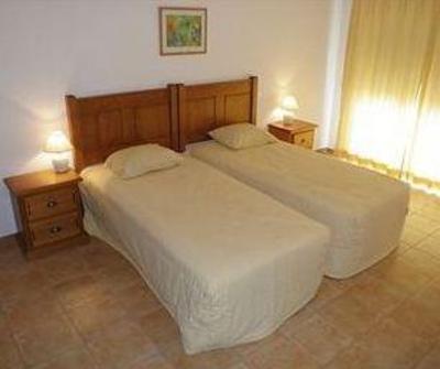 фото отеля Waterside Village Apartments Portimao