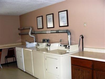 фото отеля Amber Inn Motel Le Mars