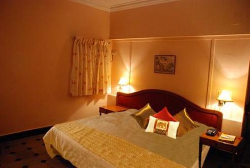 фото отеля Golden Sun Hotel & Beach Resort
