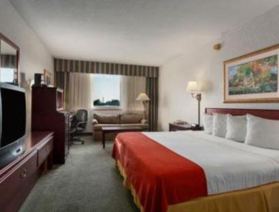фото отеля Baymont Inn and Suites Keokuk