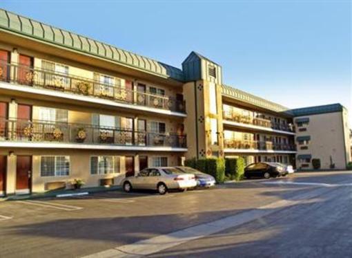 фото отеля Americas Best Value Inn & Suites-El Monte Los Angeles