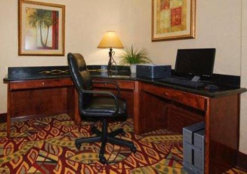 фото отеля Comfort Suites Brownsville