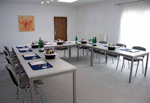 фото отеля Best Western Ambassador Hotel Dusseldorf